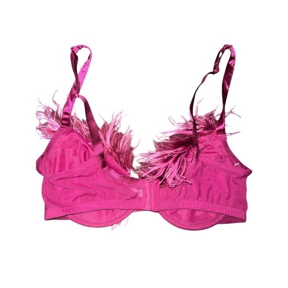 ✨Cacique Feather Embellished Hot Pink Sz 40C Bra✨ - Picture 2 of 7